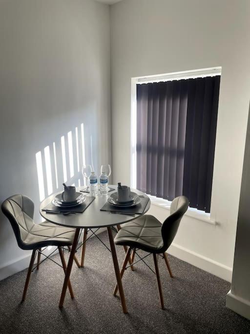 #6Bs 1 Bed Serviced Apartment Derby Bagian luar foto
